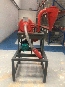 MOINHO DE MILHO E BOMBÓ CAPACIDADE 800 KG / DIA